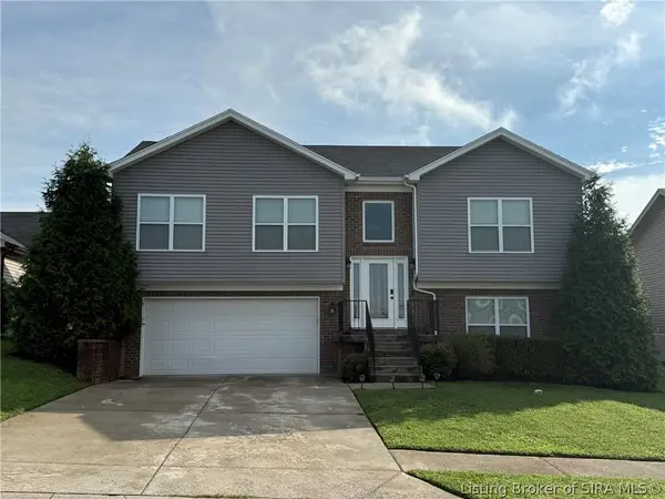 8718 Black Oak Drive, Charlestown, IN 47111