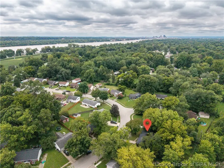 229 Riverwood Drive, Jeffersonville, IN 47130 - #3