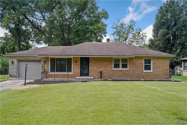 169 Forest Drive, Jeffersonville, IN 47130