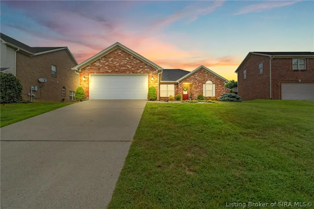 7904 Hollowview Drive, Sellersburg, IN 47172 - #1