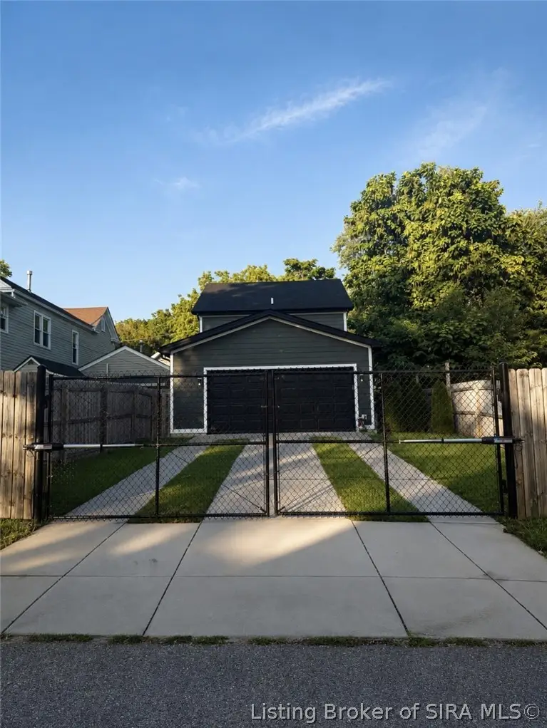 509 E 5th Street, New Albany, IN 47150 - #2