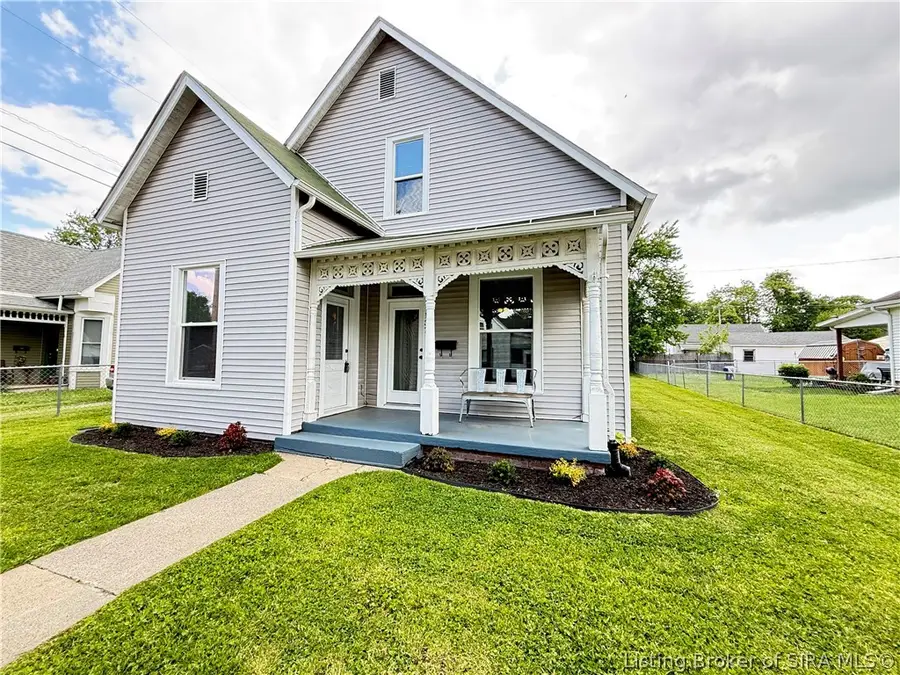 137 N 2nd Street, Scottsburg, IN 47170 - #3