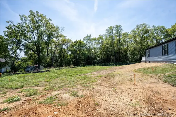 408 W Small Street, Salem, IN 47106