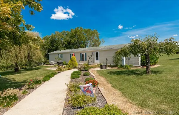 7885 S Parkhill Drive, Leavenworth, IN 47137
