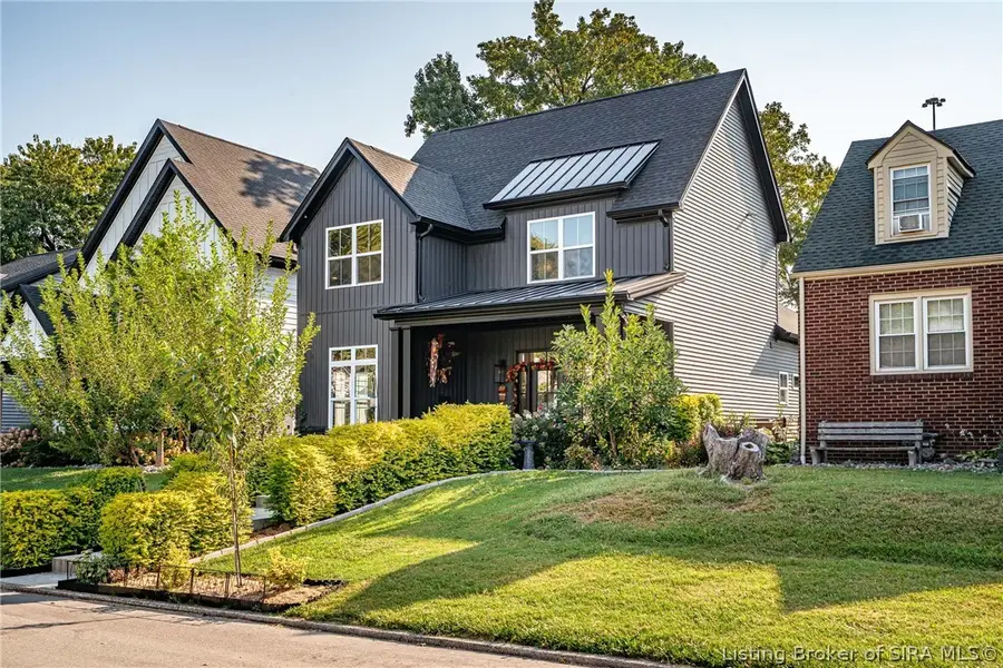 126 Sunset Avenue, Clarksville, IN 47129 - #3