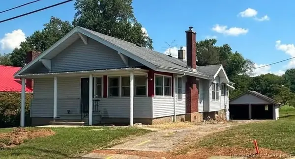 1007 N Main Street, Salem, IN 47167