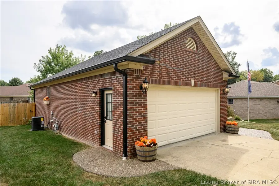 4125 Andrew Drive, Floyds Knobs, IN 47119 - #2
