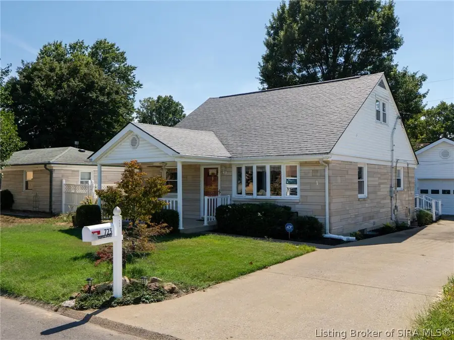 723 Martha Avenue, Jeffersonville, IN 47130 - #2