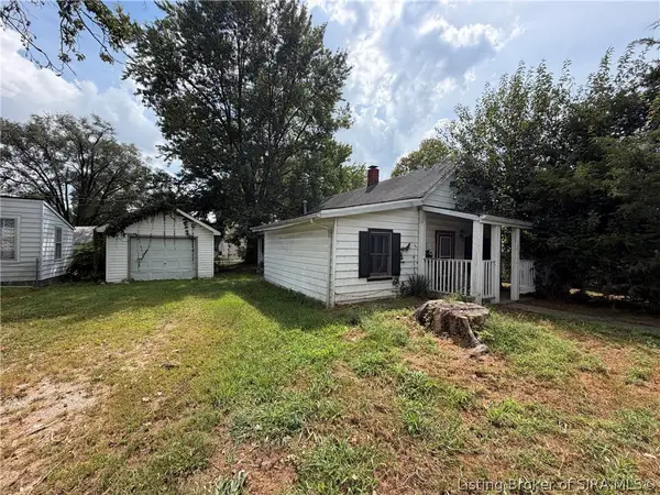 223 Broadway Street, Sellersburg, IN 47172