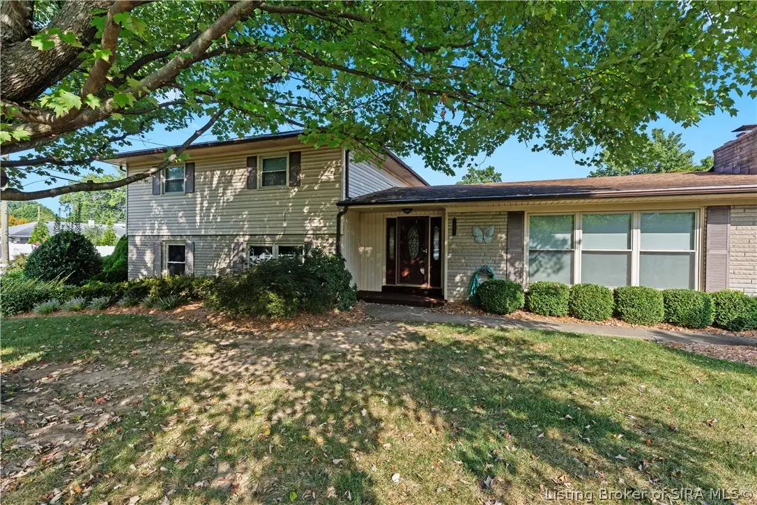 1301 Hibiscus Drive, Clarksville, IN 47129 - #1