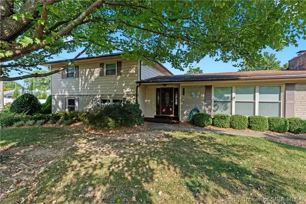 1301 Hibiscus Drive, Clarksville, IN 47129