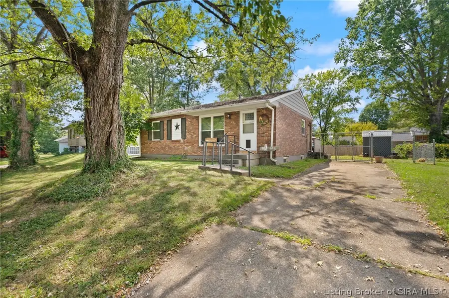 519 Webster Boulevard, Jeffersonville, IN 47130 - #3