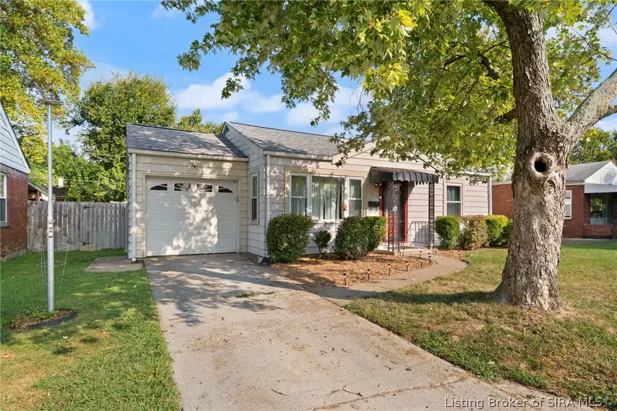 205 E Lewis Street, New Albany, IN 47150 - #2