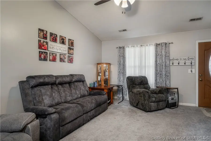 3901 Cobblestone Drive, Jeffersonville, IN 47130 - #3