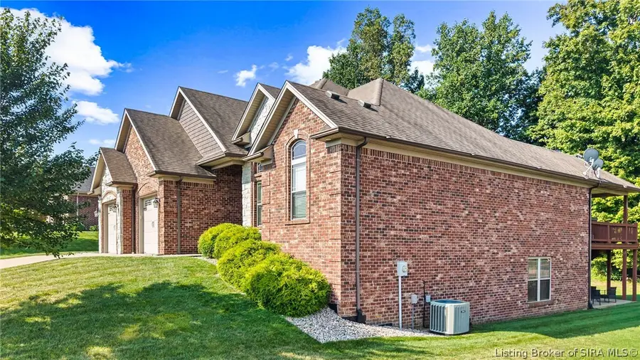 1013 Heritage Way, Greenville, IN 47124 - #3