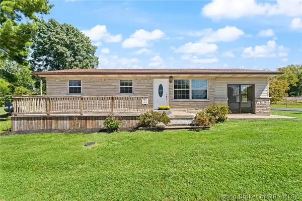 5814 & 5816 Bethany Road, Charlestown, IN 47111