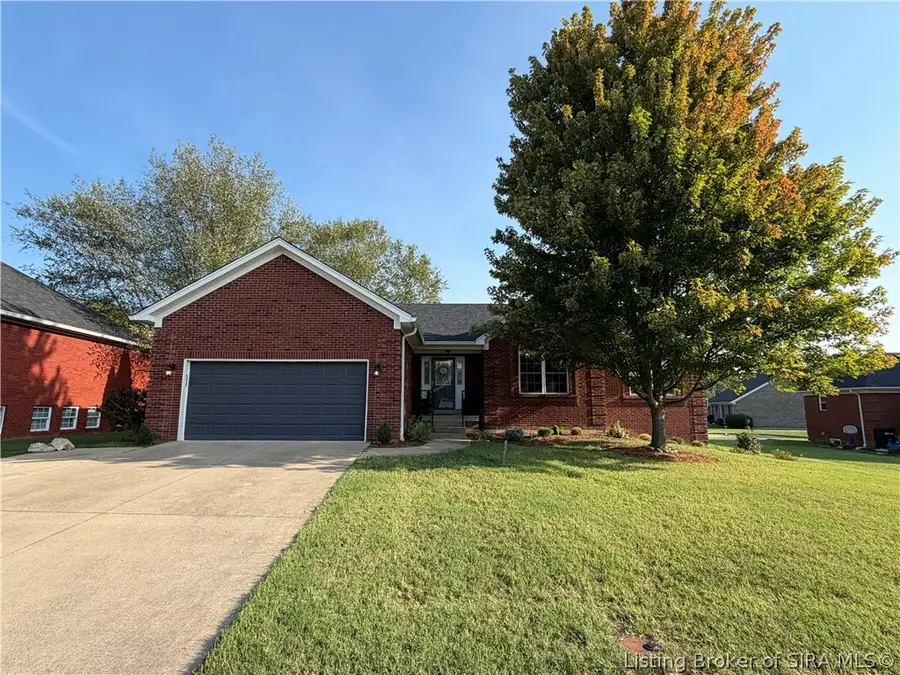 131 Meadow Drive, Sellersburg, IN 47172 - #2