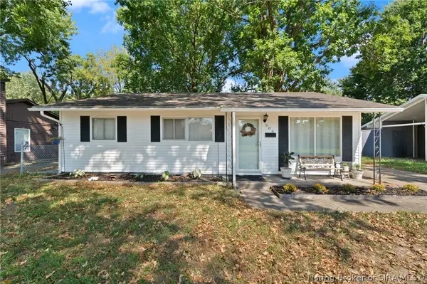 906 Springdale Drive, Jeffersonville, IN 47130