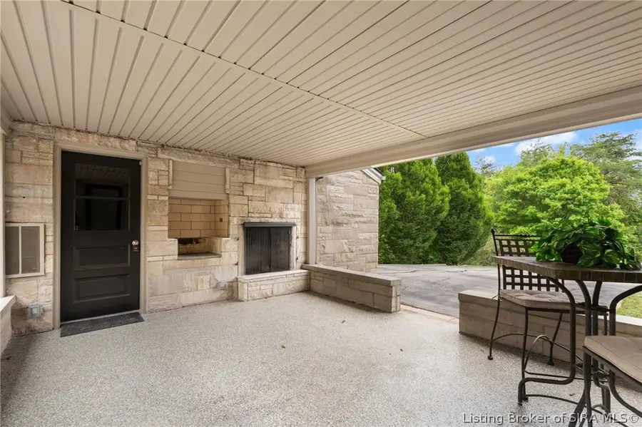 3884 Paoli Pike, Floyds Knobs, IN 47119 - #2