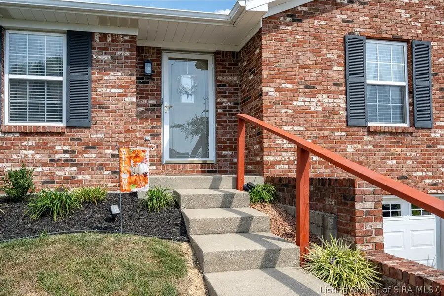 1009 Stonelilly Drive, Jeffersonville, IN 47130 - #3