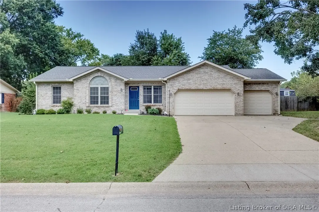 35 Carlotia Drive, Jeffersonville, IN 47130 - #1