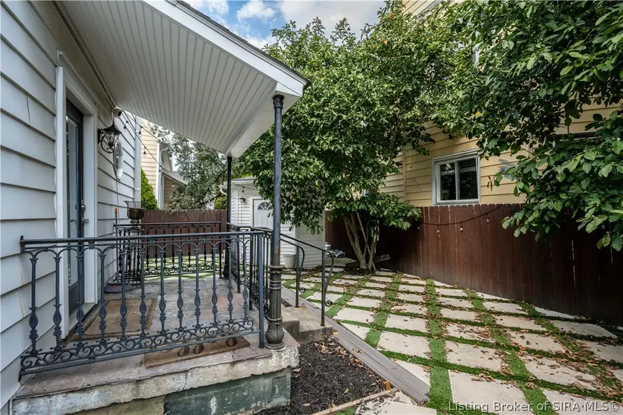 308 E 9th Street, New Albany, IN 47150 - #3