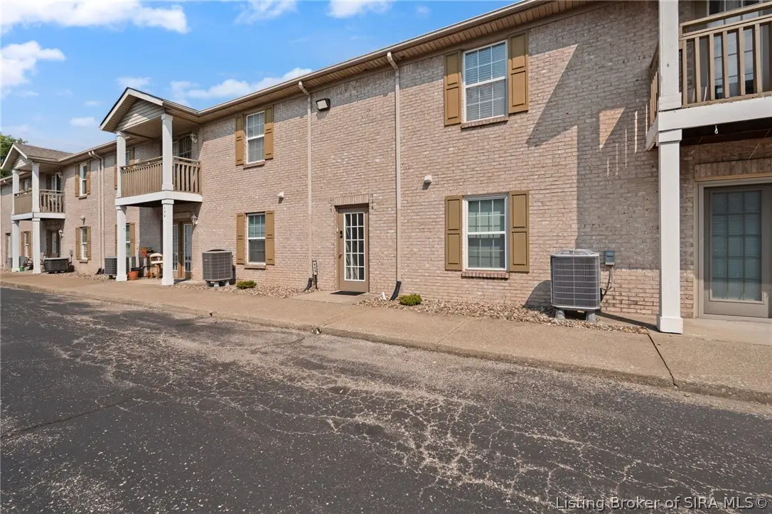 114 Colonial Drive, New Albany, IN 47150 - #1