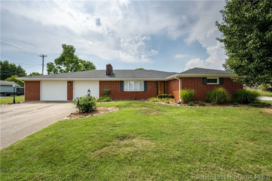 499 Allhands Avenue, Sellersburg, IN 47172 - #1