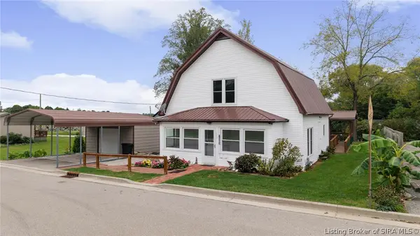 203 S Shelby Street, Salem, IN 47167
