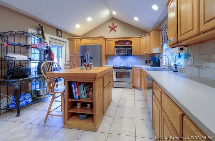 1352 Slate Run Road, New Albany, IN 47150 - #2