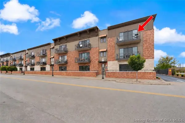 239 Mulberry Street, Jeffersonville, IN 47130