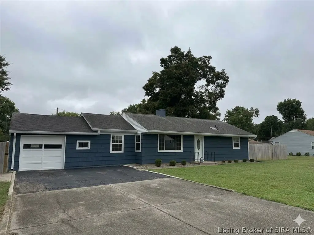 12 Linden Road, Jeffersonville, IN 47130 - #1