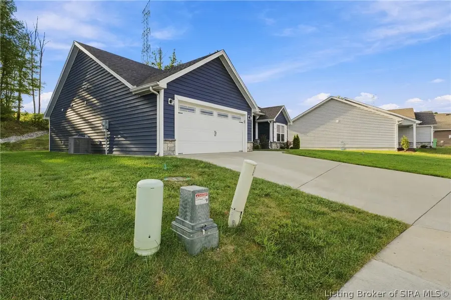 7018 Hollkamp Way, Sellersburg, IN 47172 - #3