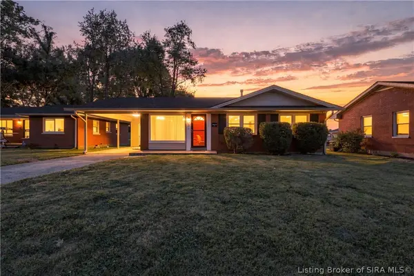 1833 E Park Place, Jeffersonville, IN 47130