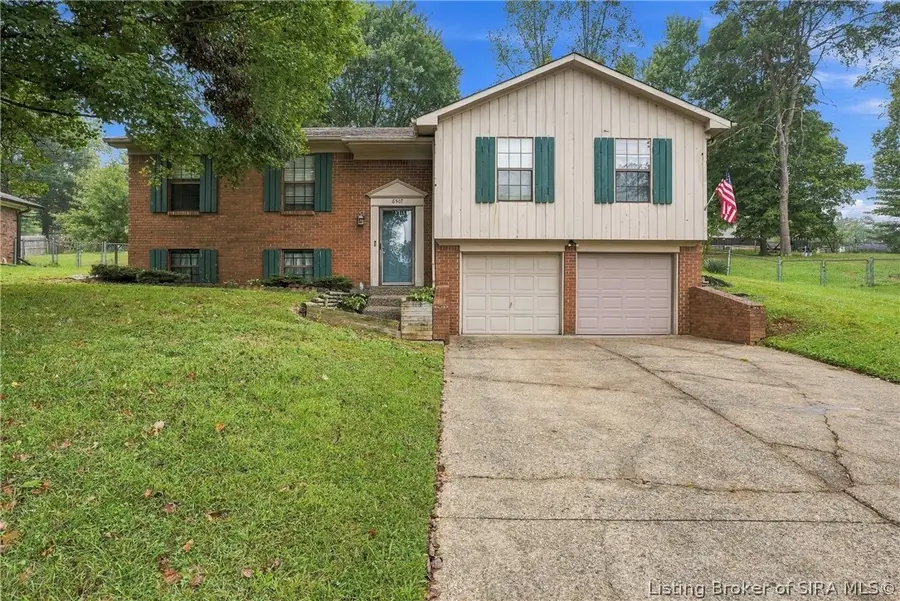 6507 Brad Court, Floyds Knobs, IN 47119 - #2