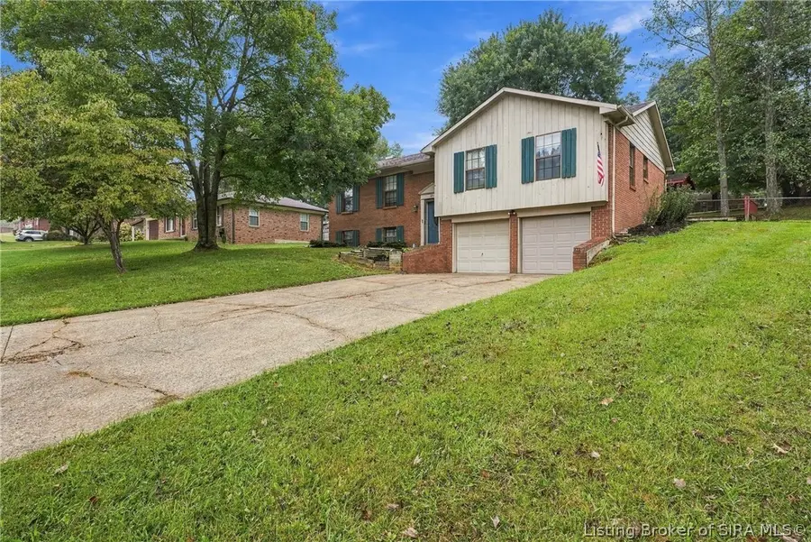 6507 Brad Court, Floyds Knobs, IN 47119 - #3