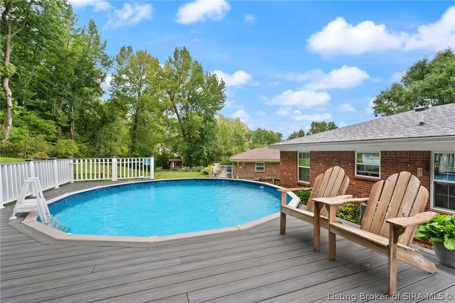 512 Hamlet Drive, New Albany, IN 47150 - #2