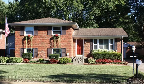 1808 Hunters Trace, Jeffersonville, IN 47130