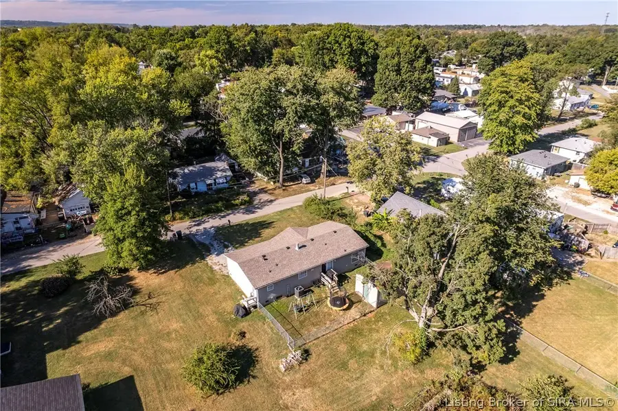 1004 Brunswick Drive, Jeffersonville, IN 47130 - #2