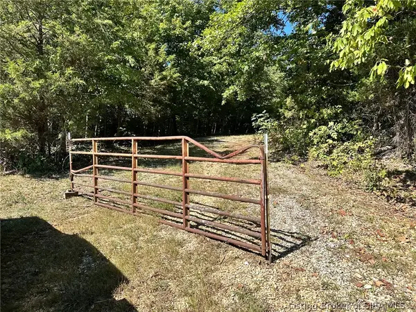 8 AC Rogers Campground Road, Elizabeth, IN 47117