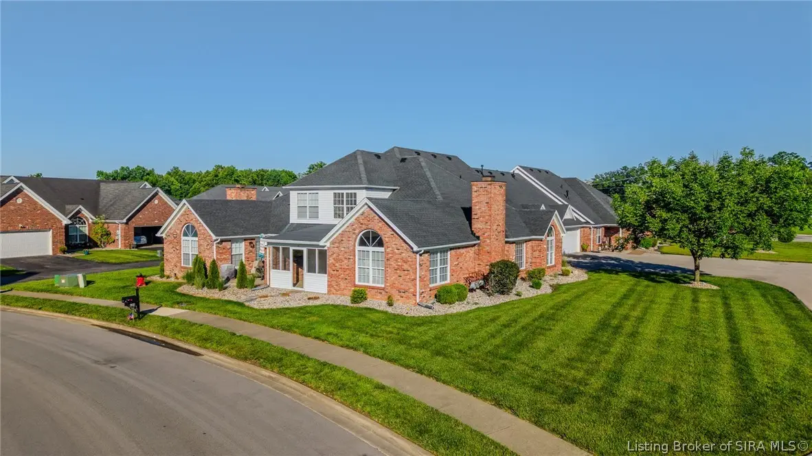649 Kingsbury Court, Clarksville, IN 47129 - #1