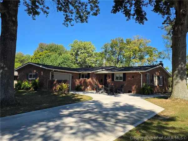 208 Wildwood Drive, Madison, IN 47250