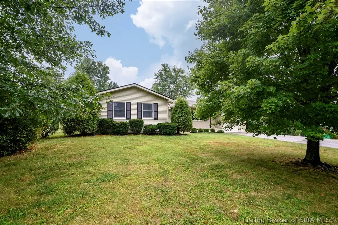 9185 Nina Drive, Georgetown, IN 47122 - #1