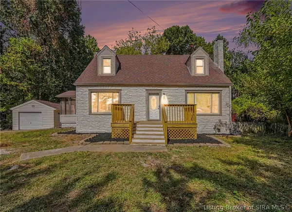 214 N Oak Street, Jeffersonville, IN 47129