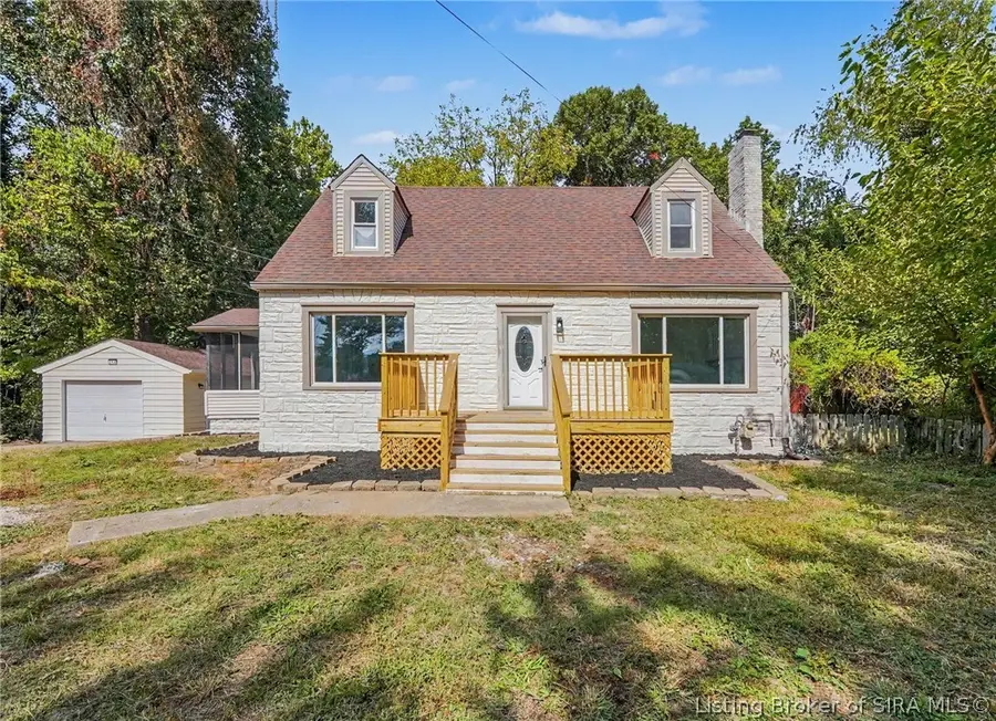 214 N Oak Street, Jeffersonville, IN 47129 - #2