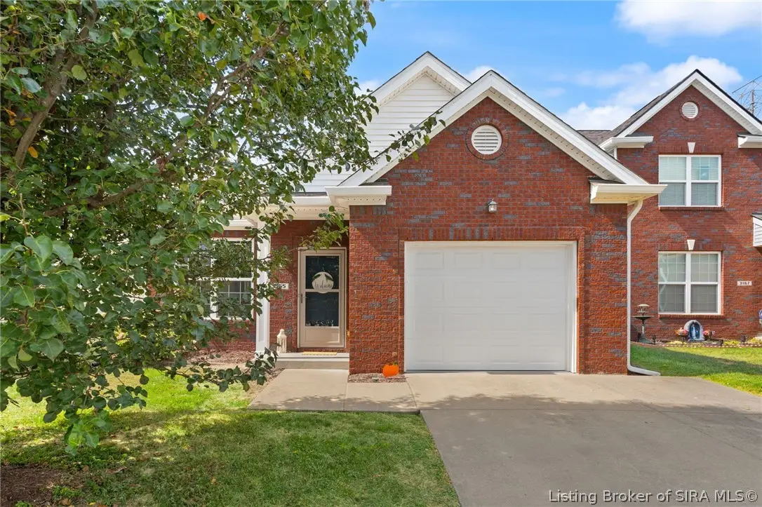 3165 Red Barn Loop, Jeffersonville, IN 47130 - #1