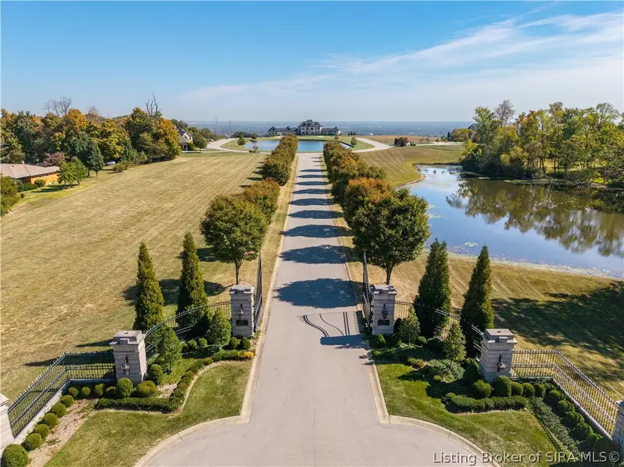 2 Chateaux Des Chambord, Floyds Knobs, IN 47119 - #2