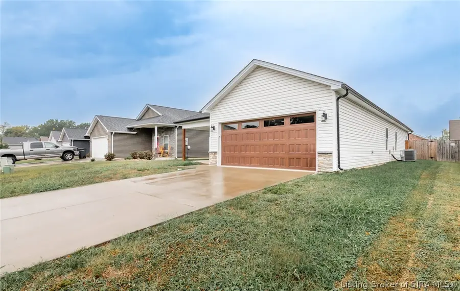 2013 Aster Drive, Jeffersonville, IN 47130 - #2
