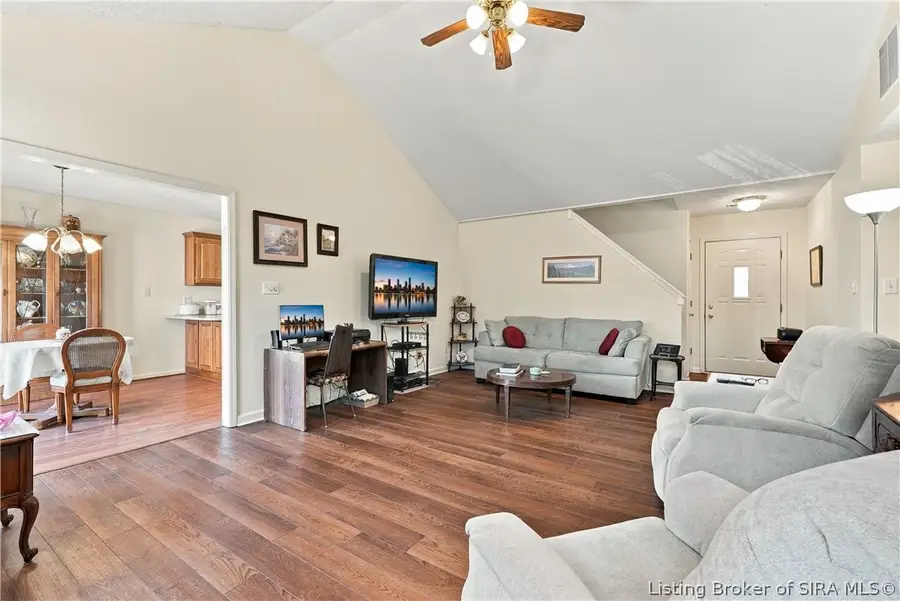 2216 Shadowbrook Lane, Jeffersonville, IN 47130 - #2