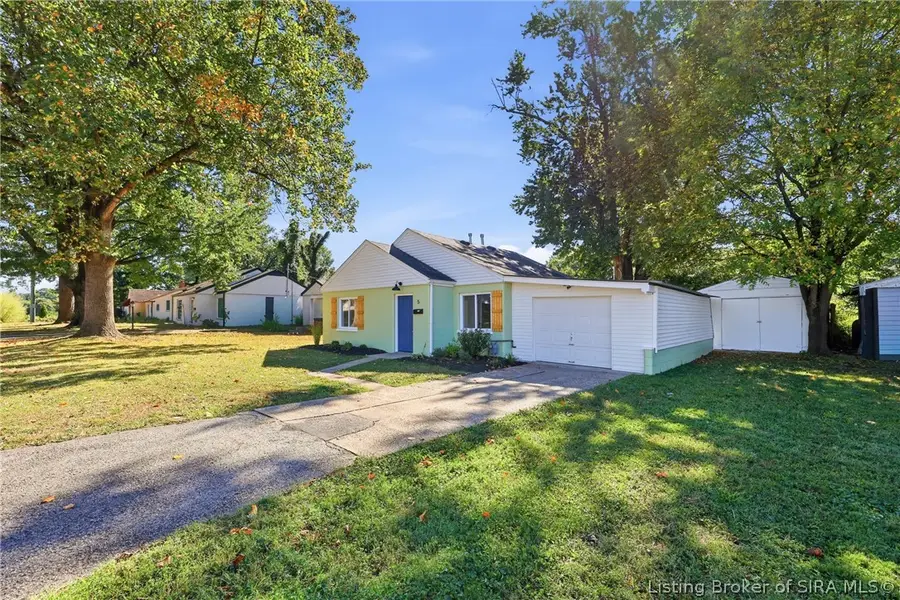 5 Center Street, Jeffersonville, IN 47130 - #3